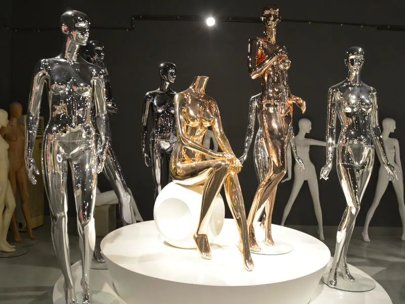 Chrome finished female mannequin